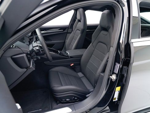 New 2026 Porsche Panamera image 5