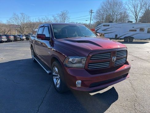 Used 2016 RAM 1500 Sport w/ Convenience Group image 4