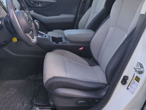 Used 2024 Subaru Outback Premium AWD/4WD image 15