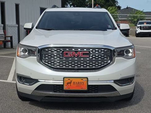 Used 2017 GMC Acadia Denali w/ Technology Package AWD/4WD image 8