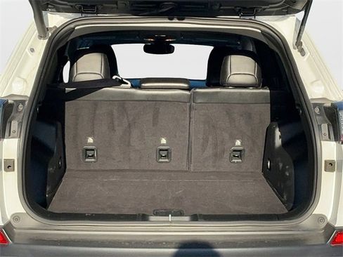 Used 2023 Jeep Cherokee Altitude Lux image 15