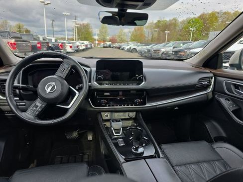 Used 2023 Nissan Rogue Platinum w/ Platinum Premium Package AWD/4WD image 19