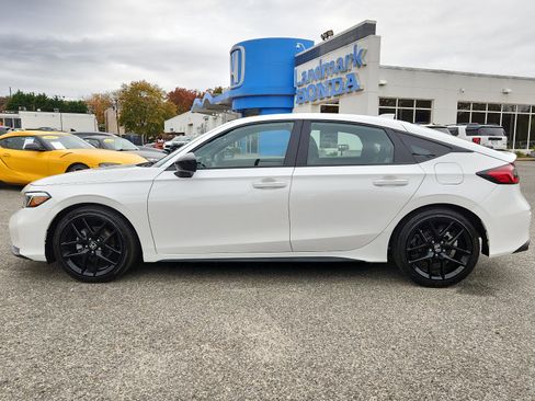 Used 2025 Honda Civic Sport image 7