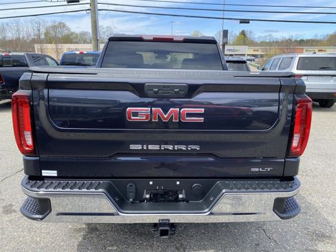 Used 2025 GMC Sierra 1500 SLT AWD/4WD image 4