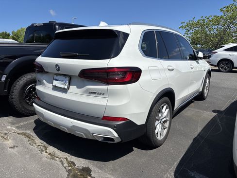 Used 2023 BMW X5 xDrive45e w/ Executive Package AWD/4WD image 23