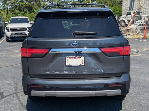 Used 2023 Toyota Sequoia Capstone image 6