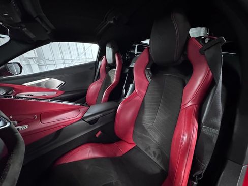 Used 2022 Chevrolet Corvette Stingray Preferred Cpe w/ Z51 Performance Package RWD image 46