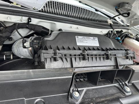 Used 2023 GMC Savana 2500 w/ Driver Convenience Package image 21