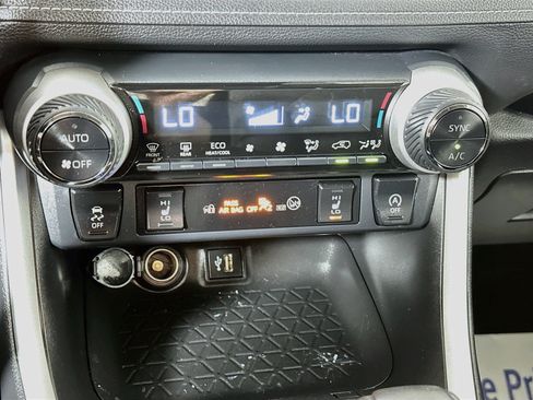Used 2023 Toyota RAV4 XLE w/ Convenience Package AWD/4WD image 15