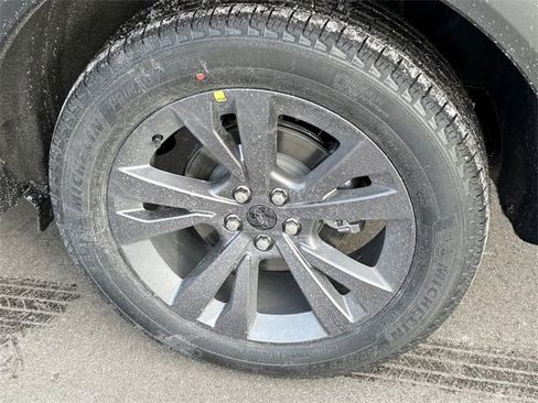 New 2026 Ford Explorer Active w/ Active Comfort Package image 9