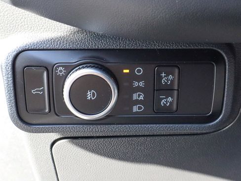 Used 2025 Ford Explorer ST-Line w/ ST-Line Street Pack image 17