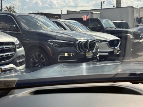 Used 2020 BMW M760i xDrive AWD/4WD image 47