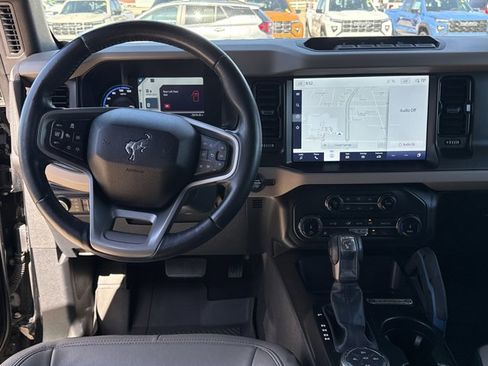 Used 2022 Ford Bronco Wildtrak AWD/4WD image 7
