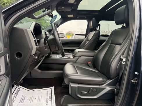 Used 2021 Ford Expedition XLT AWD/4WD image 9