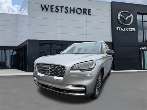 Used 2023 Lincoln Aviator Reserve image 6