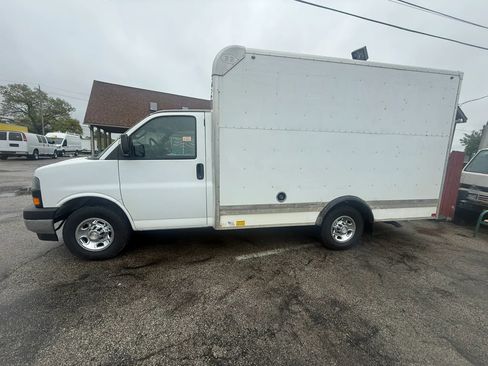 Used 2019 Chevrolet Express 3500 w/ Power Convenience Package RWD image 1