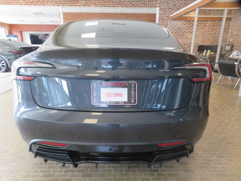 Used 2024 Tesla Model 3 Long Range RWD image 5