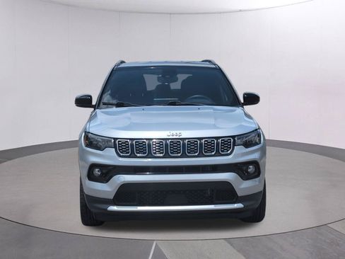 Used 2025 Jeep Compass Limited AWD/4WD image 10