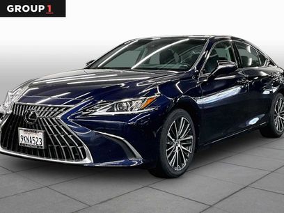 Used 2024 Lexus ES 300h w/ Premium Package