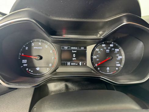 Used 2022 Chevrolet TrailBlazer LT w/ Convenience Package AWD/4WD image 14