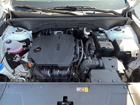 Used 2025 Kia Sorento S FWD image 32