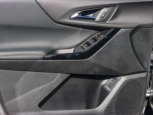 New 2026 Chevrolet Equinox LT w/ Convenience Package II image 19