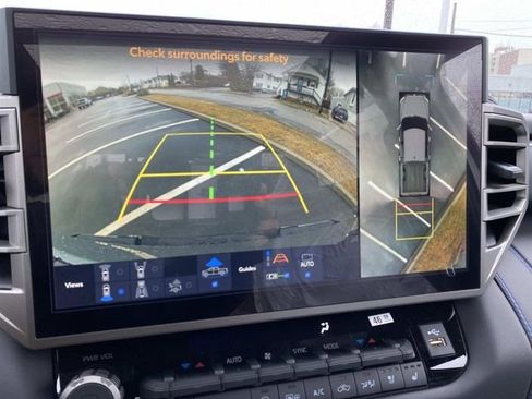 New 2026 Toyota Tundra Platinum image 13