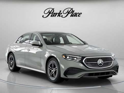New 2026 Mercedes-Benz E 350 4MATIC Sedan image 31