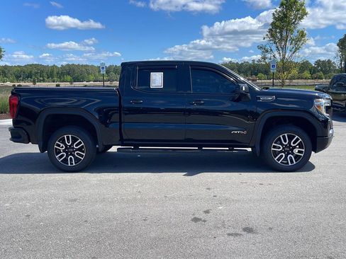 Used 2021 GMC Sierra 1500 AT4 w/ AT4 Value Package AWD/4WD image 8