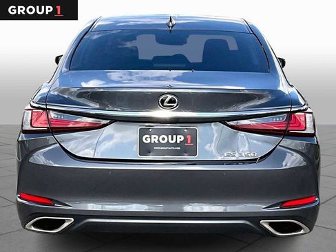 Used 2022 Lexus ES 350 w/ Premium Package image 4