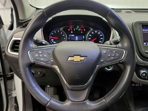 Used 2021 Chevrolet Equinox LT image 20