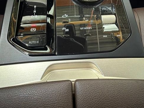 Certified 2025 BMW iX xDrive50 AWD/4WD image 37