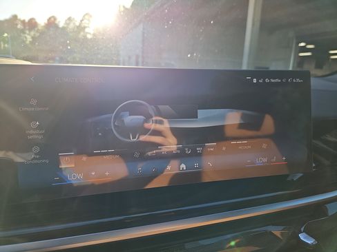 New 2026 BMW X5 xDrive40i AWD/4WD image 23
