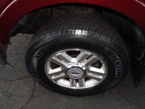 Used 2004 Ford F150 Lariat image 25