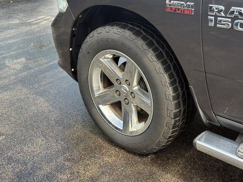 Used 2014 RAM 1500 Express AWD/4WD image 14