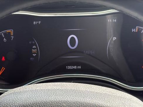 Used 2015 Jeep Grand Cherokee Altitude AWD/4WD image 10