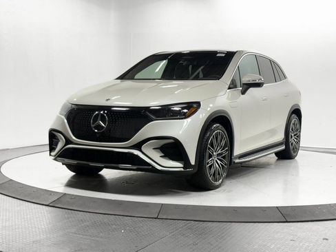 Used 2023 Mercedes-Benz EQE 350+ 4MATIC SUV w/ AMG Line Exterior Package image 3