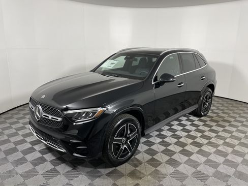 Used 2026 Mercedes-Benz GLC 300 image 9