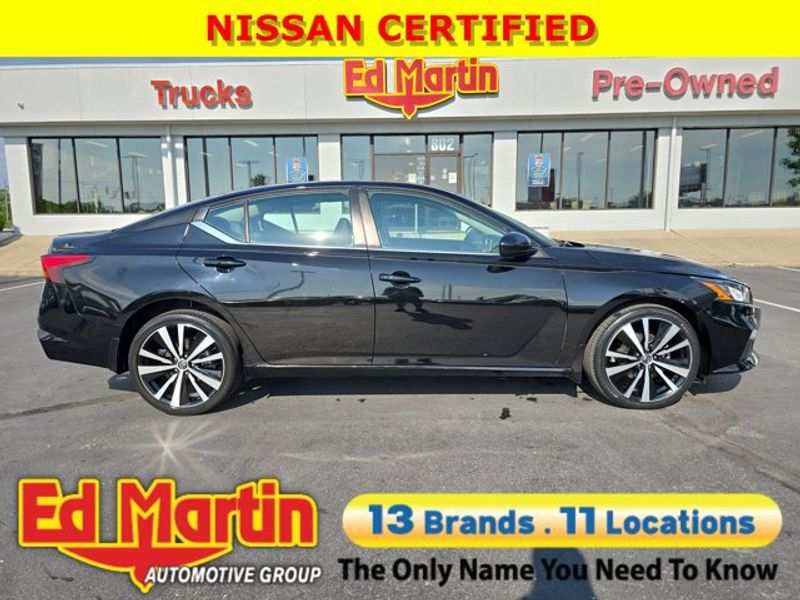 Certified 2022 Nissan Altima 2.5 SR image 1