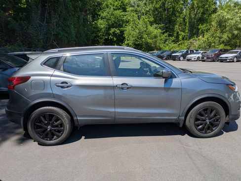 Used 2021 Nissan Rogue Sport SV AWD/4WD image 5