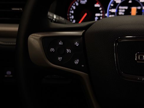 Used 2023 GMC Acadia Denali w/ Denali Technology Package image 48