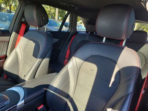 Used 2022 Mercedes-Benz GLC 43 AMG 4MATIC image 17