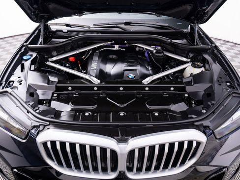 Certified 2024 BMW X5 xDrive40i w/ Executive Package image 30