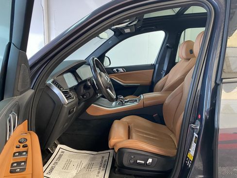 Used 2022 BMW X5 xDrive40i w/ M Sport Package AWD/4WD image 22