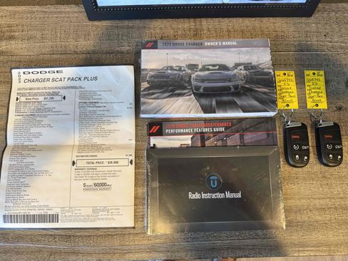 Used 2023 Dodge Charger Scat Pack w/ Plus Group RWD image 2