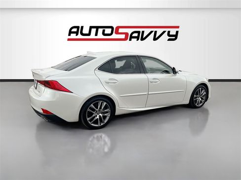 Used 2020 Lexus IS 300 w/ Accessory Package 2 image 7
