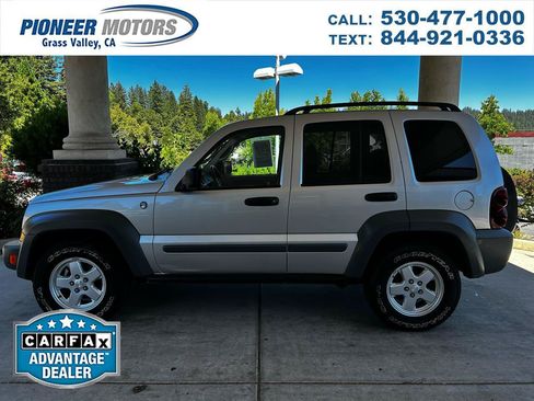 Used 2005 Jeep Liberty Sport AWD/4WD image 1