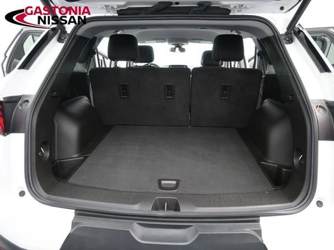 Used 2023 Chevrolet Blazer LT w/ Convenience Package image 11