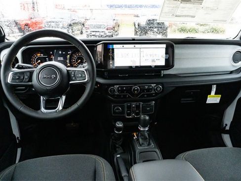 New 2025 Jeep Wrangler Sahara w/ Technology Group image 25