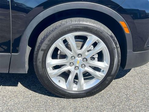 Used 2022 Chevrolet Blazer LT w/ LPO, Black Grille Bar Package image 9